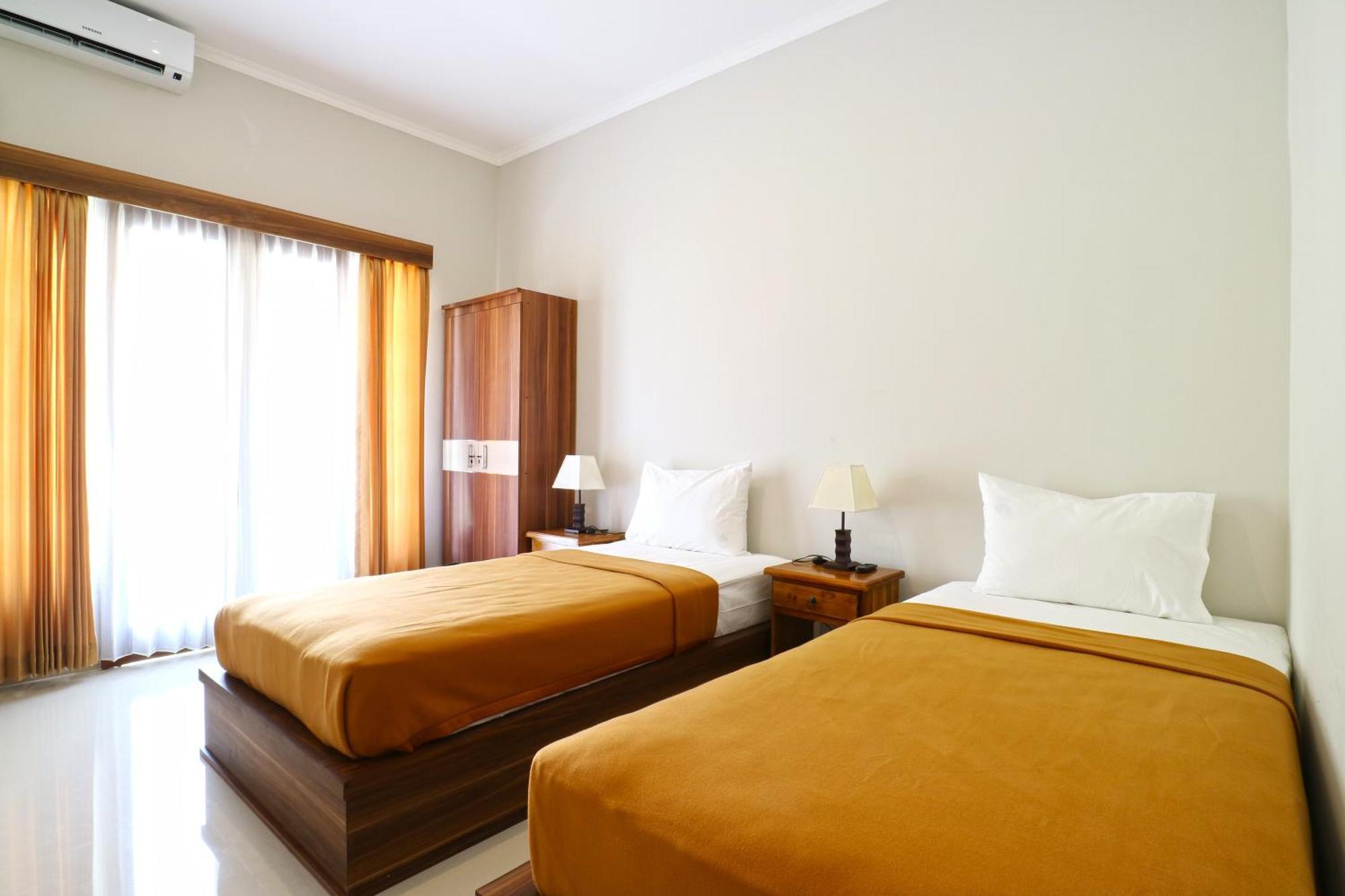 Taste Of Bali Hostel Kuta  Exterior photo