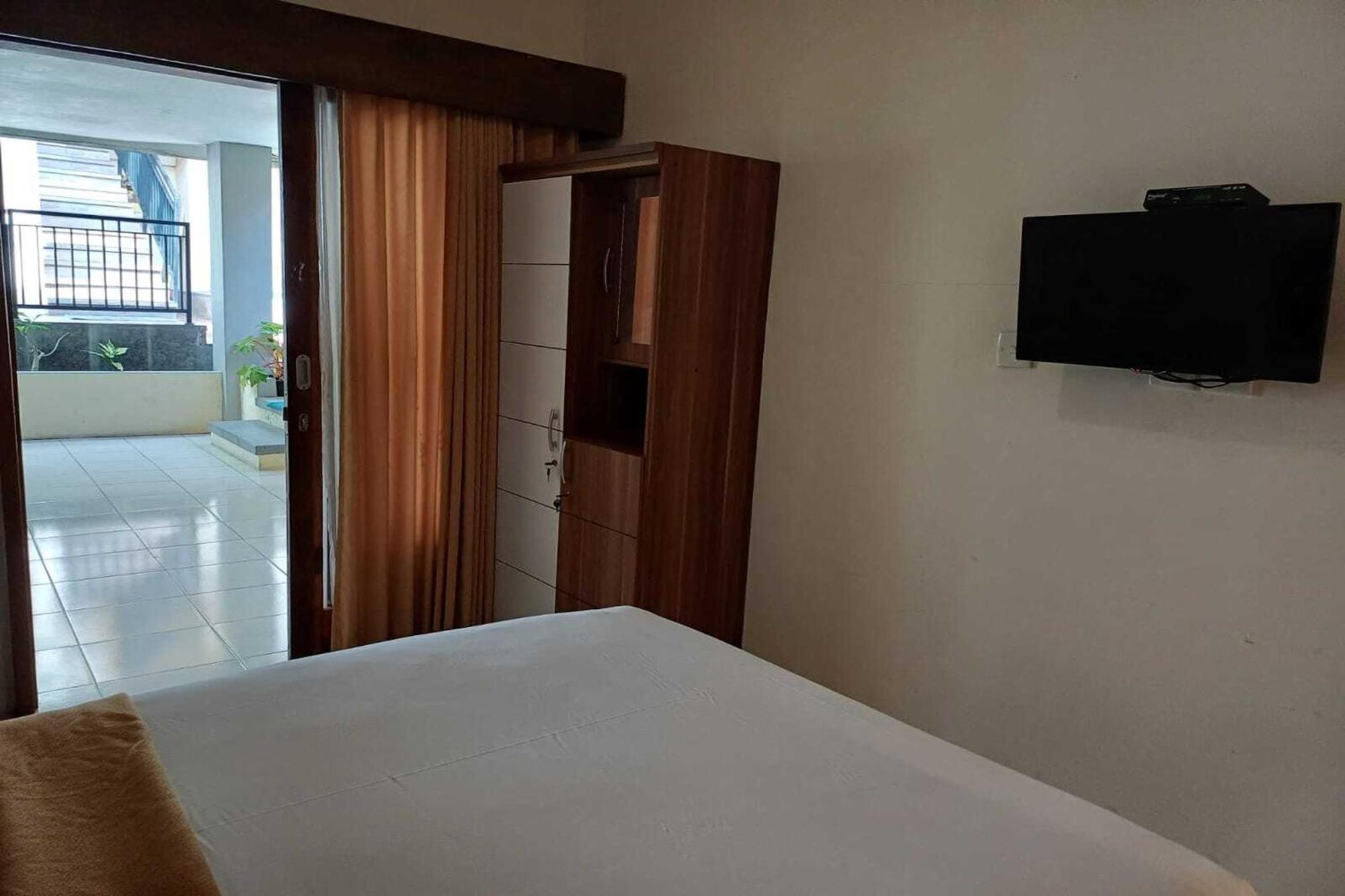 Taste Of Bali Hostel Kuta  Exterior photo