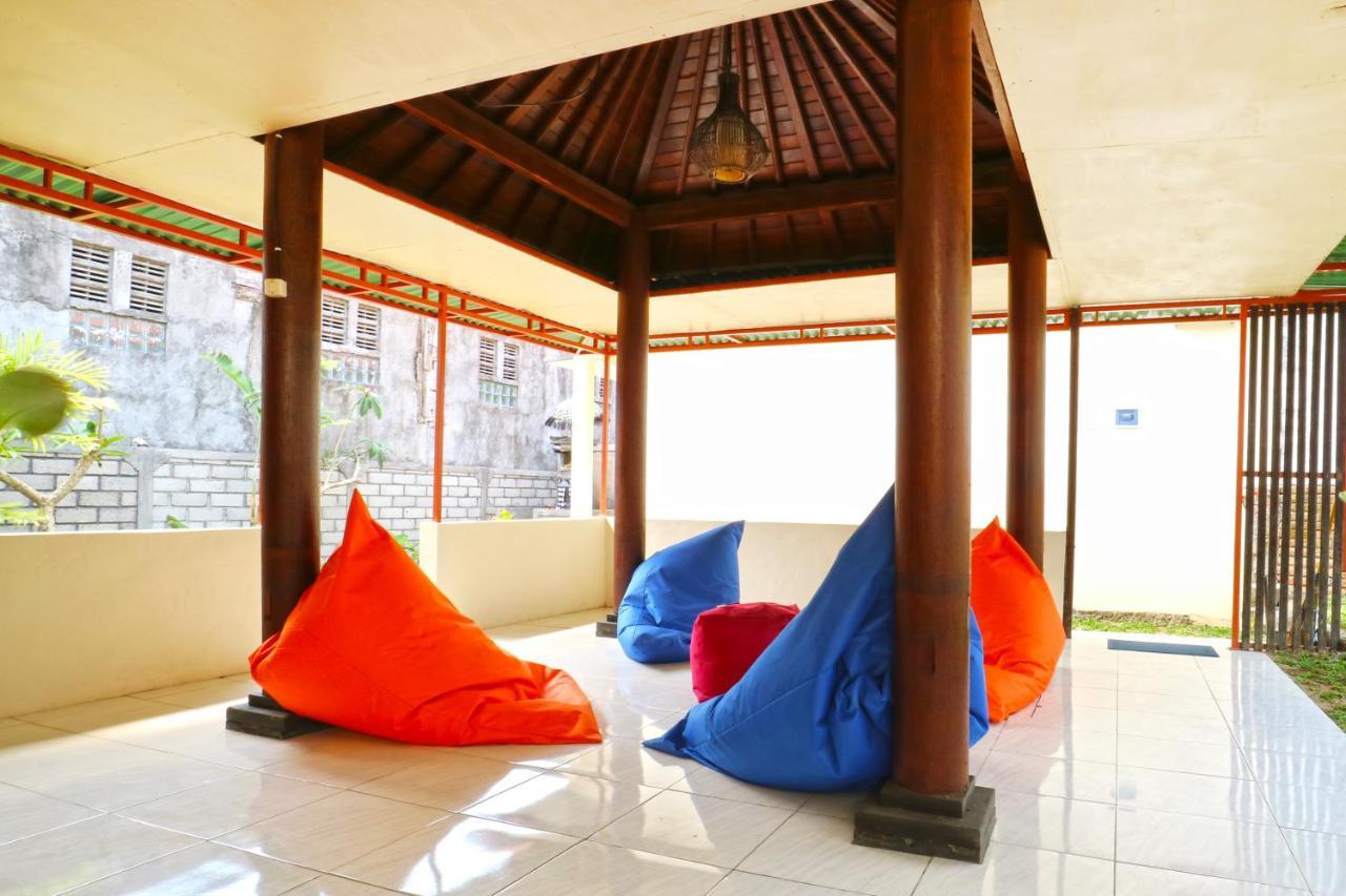Taste Of Bali Hostel Kuta  Exterior photo
