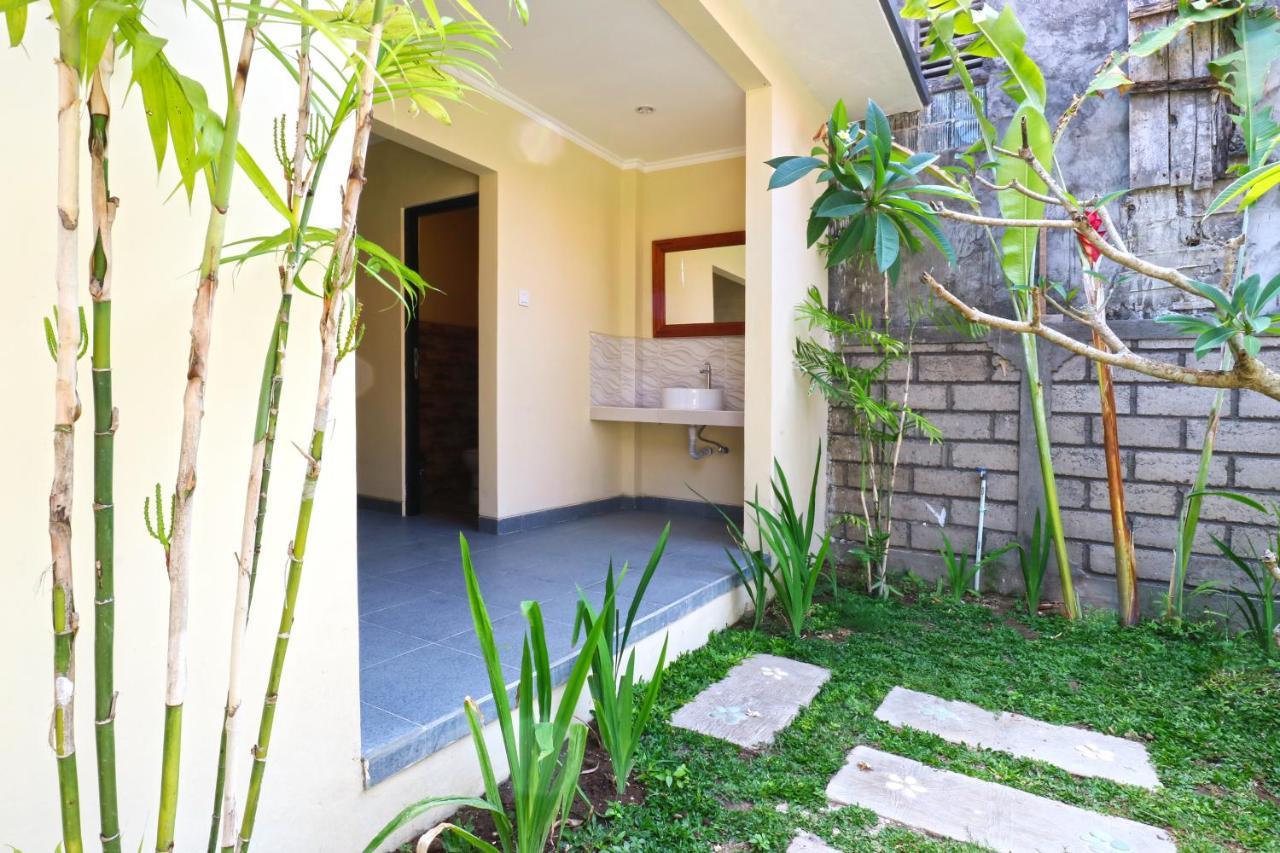 Taste Of Bali Hostel Kuta  Exterior photo