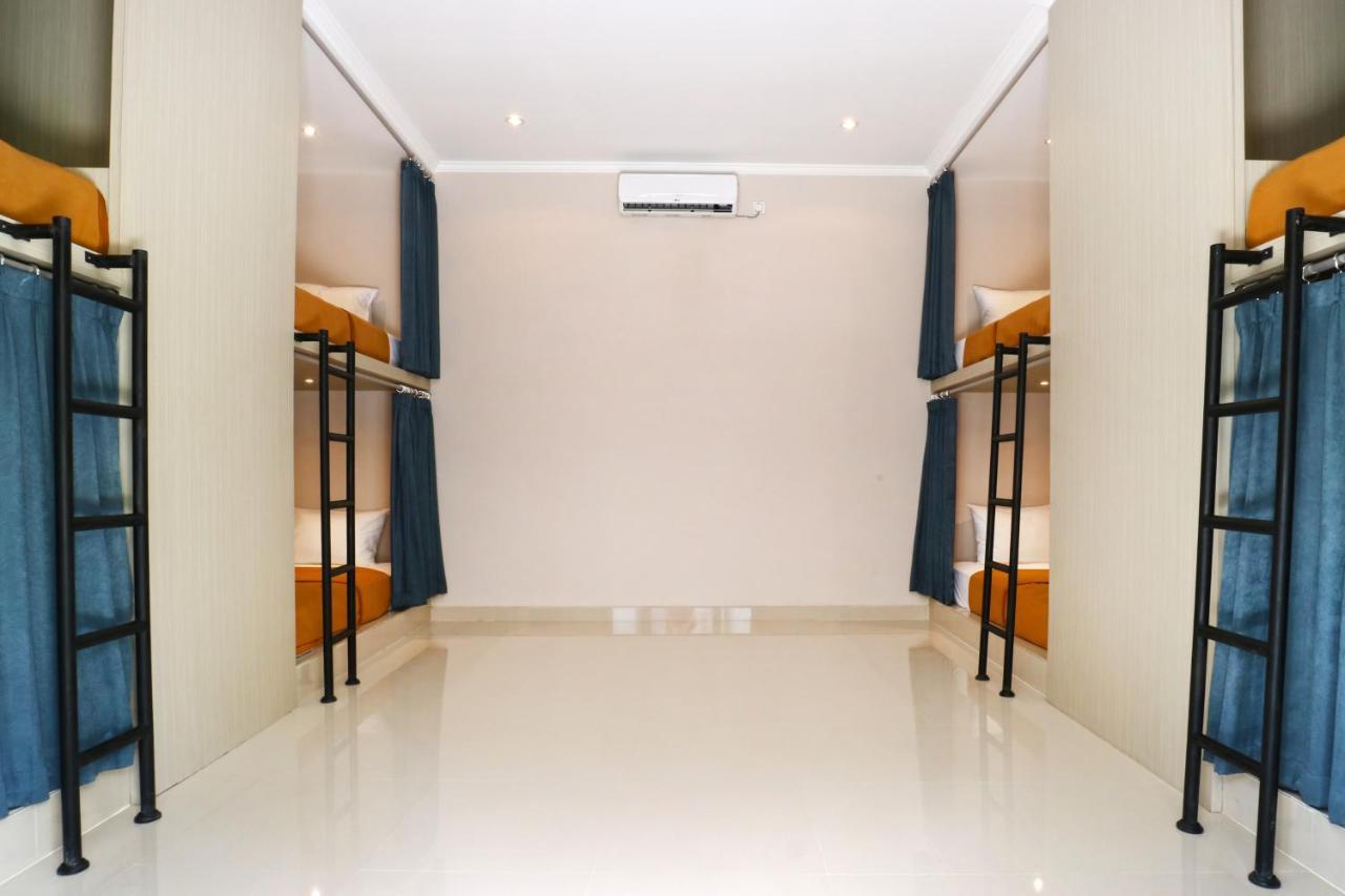 Taste Of Bali Hostel Kuta  Exterior photo