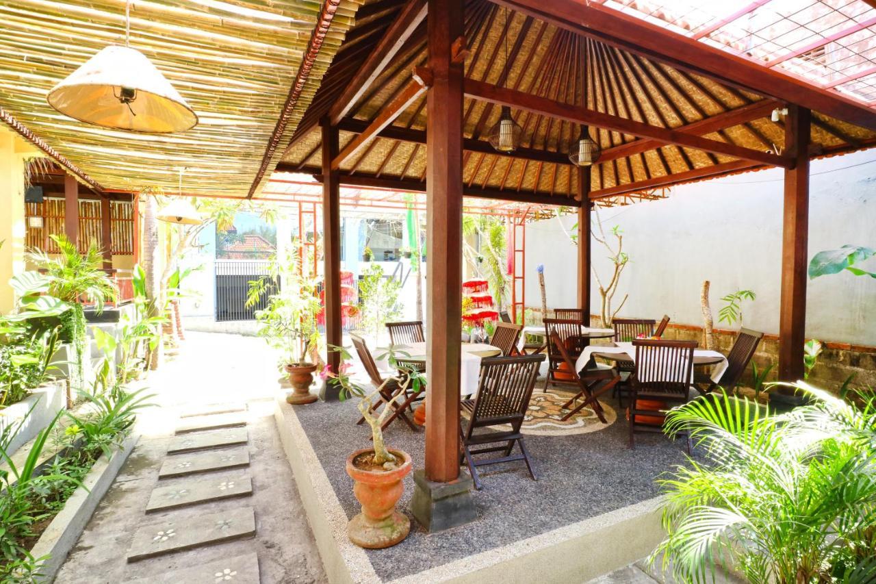 Taste Of Bali Hostel Kuta  Exterior photo