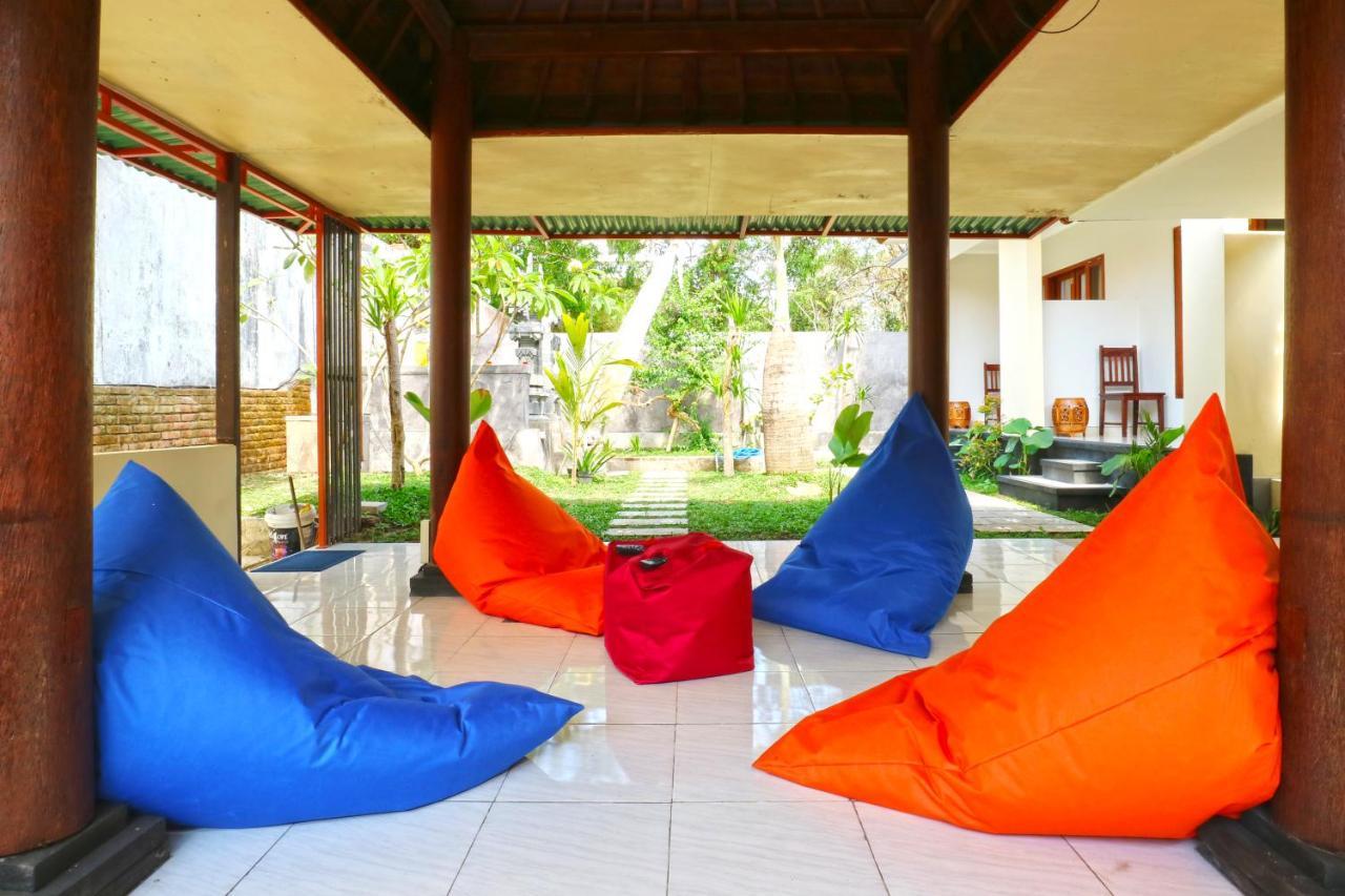 Taste Of Bali Hostel Kuta  Exterior photo